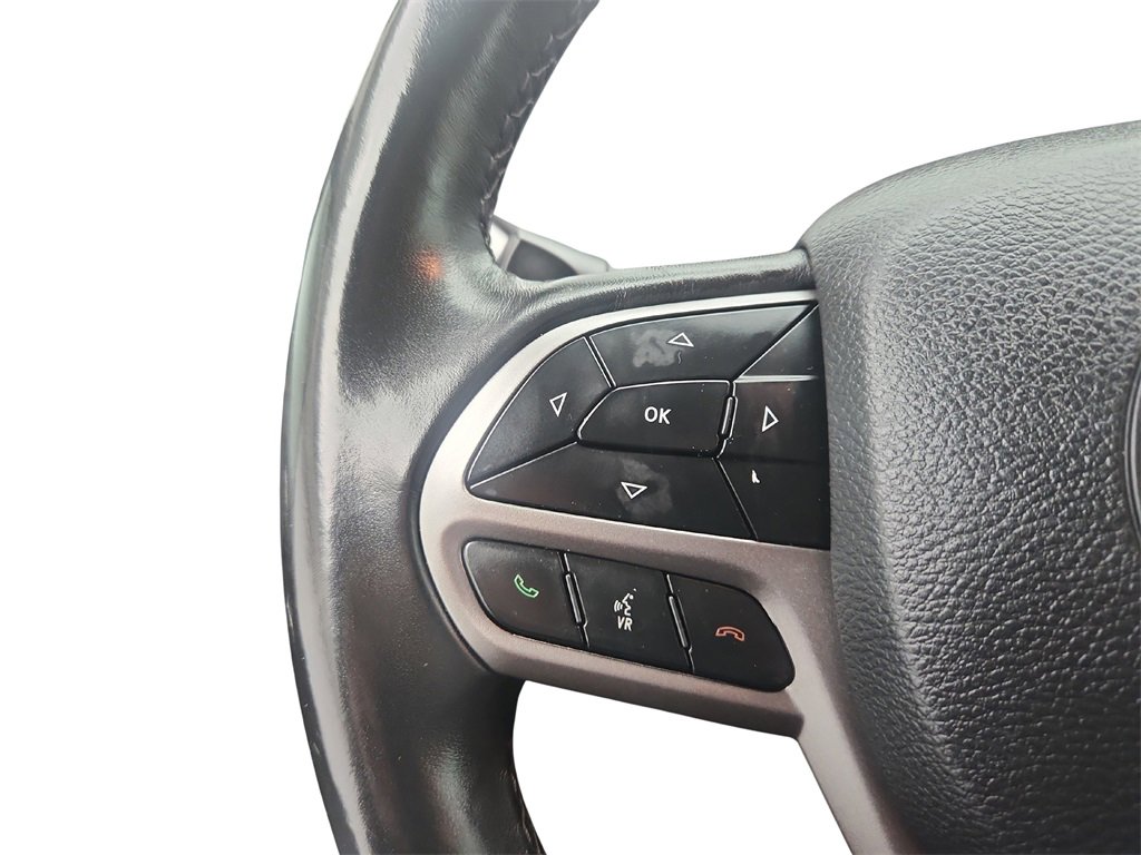 Used 2019 Jeep Cherokee Latitude Plus image 27