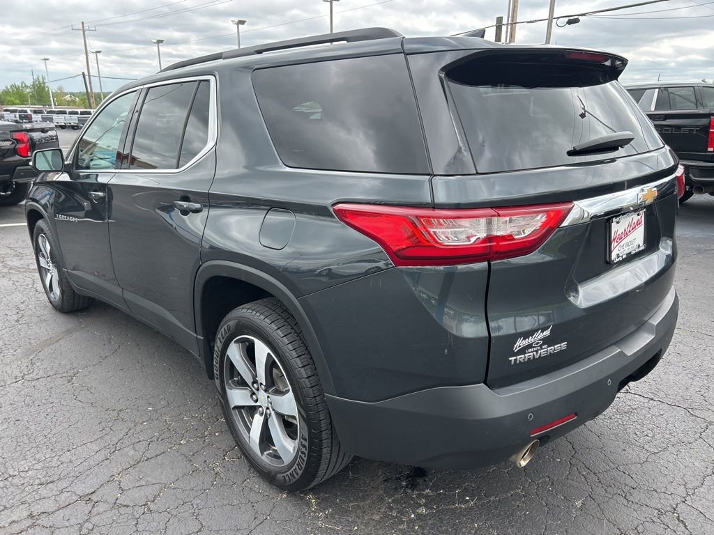 Used 2021 Chevrolet Traverse LT w/ LT Premium Package FWD image 7