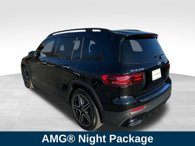 Used 2024 Mercedes-Benz GLB 250 image 3