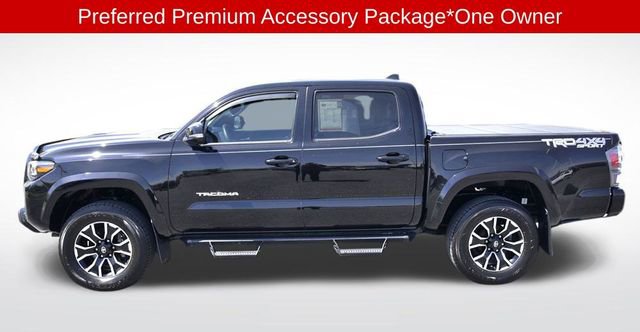 Used 2020 Toyota Tacoma TRD Sport w/ TRD Premium Sport Package AWD/4WD image 2