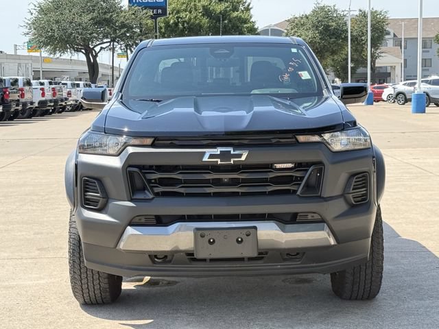 Used 2024 Chevrolet Colorado Trail Boss w/ Technology Package AWD/4WD image 8