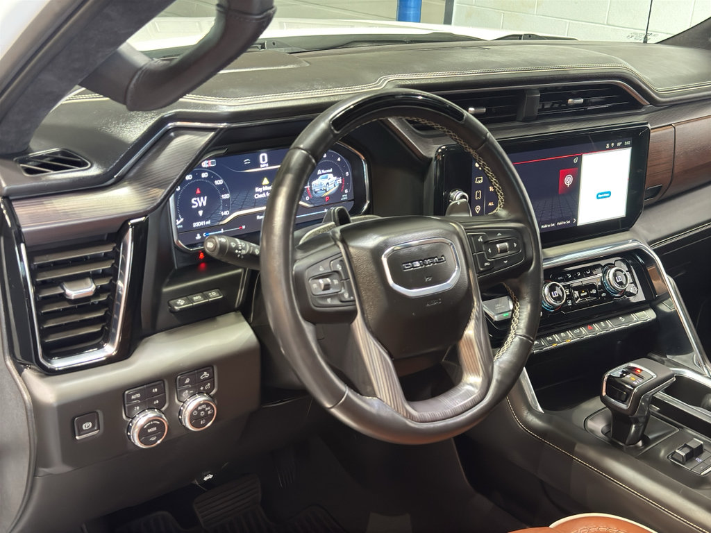 Used 2025 GMC Sierra 1500 Denali Ultimate AWD/4WD image 18