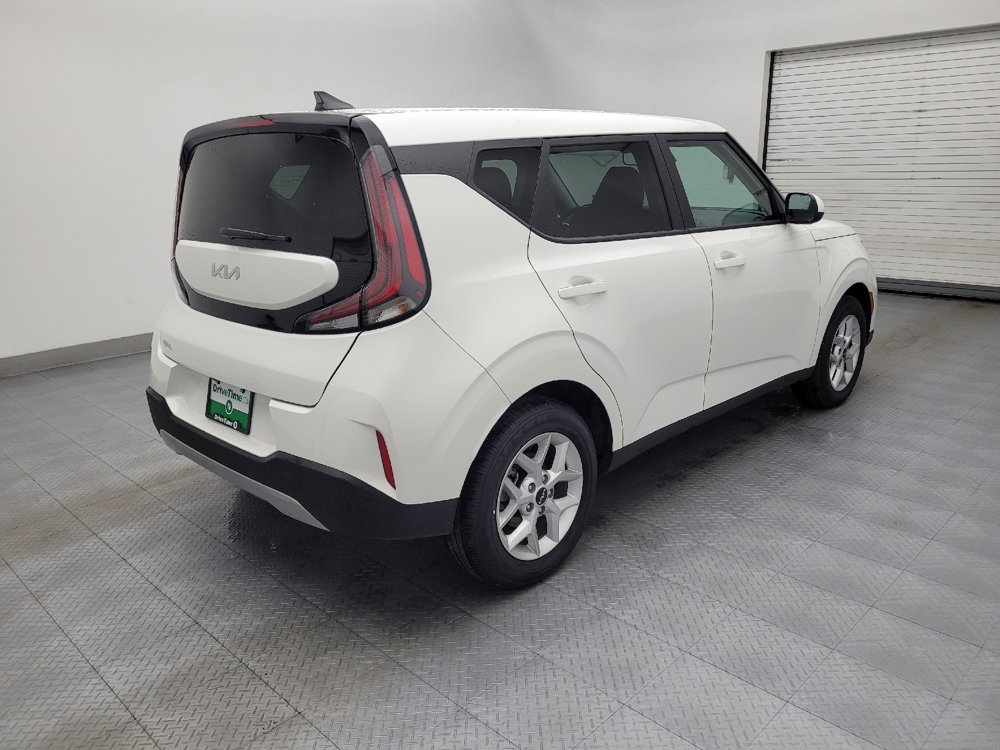 Used 2025 Kia Soul S image 10