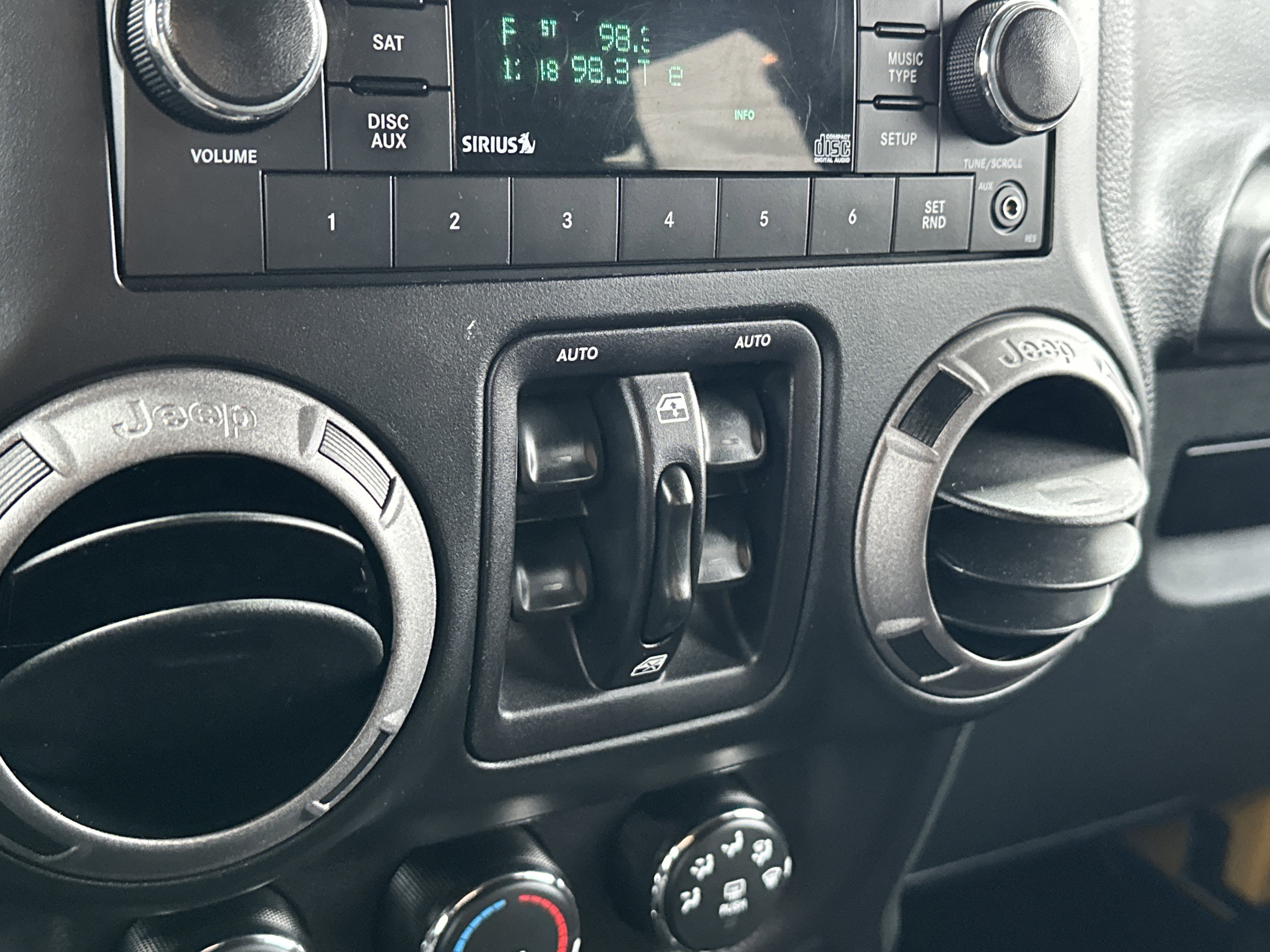 Used 2015 Jeep Wrangler Unlimited Sport w/ Quick Order Package 24S image 22