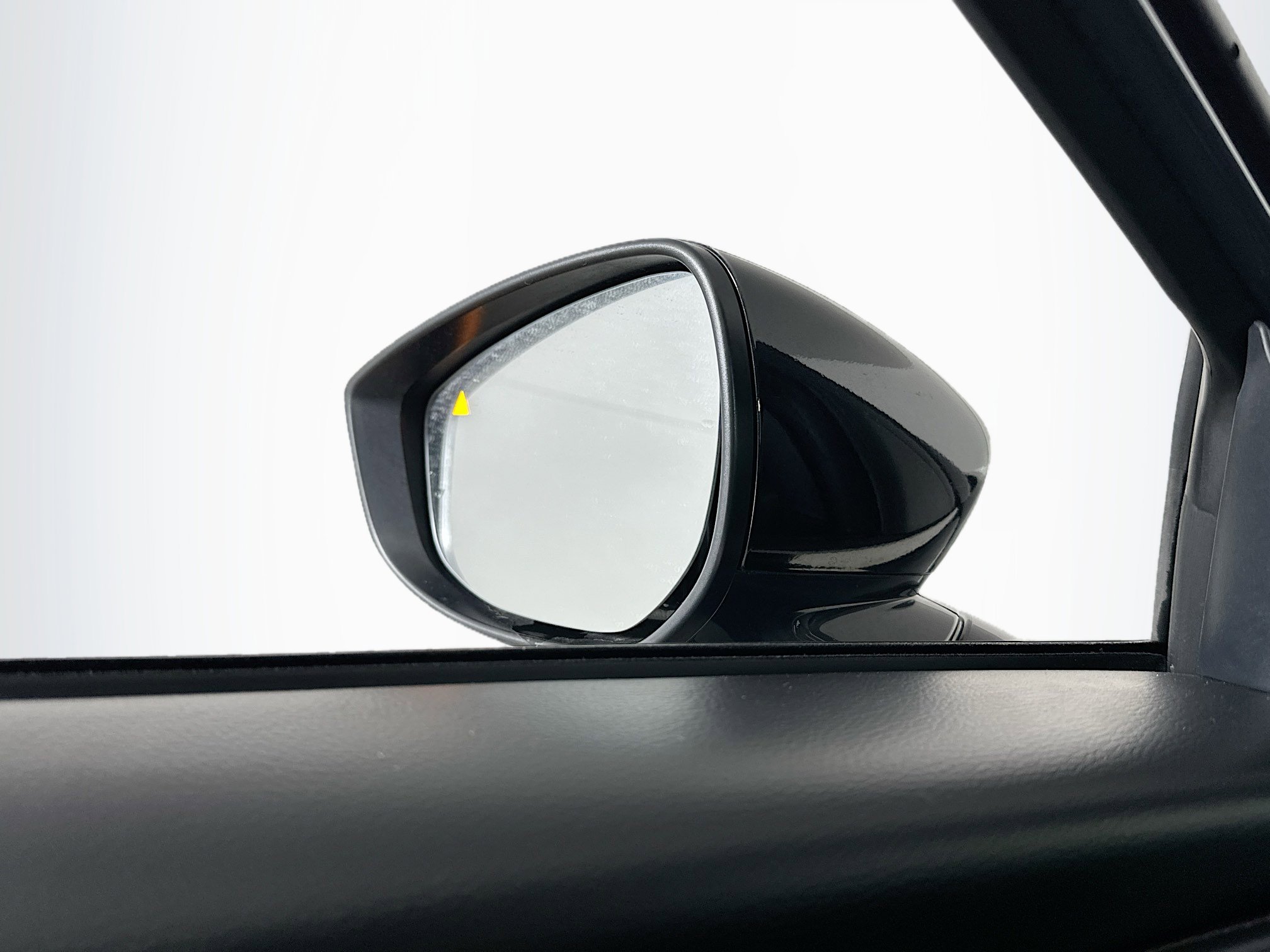 Used 2025 MAZDA CX-30 AWD 2.5 S w/ Preferred Package image 16