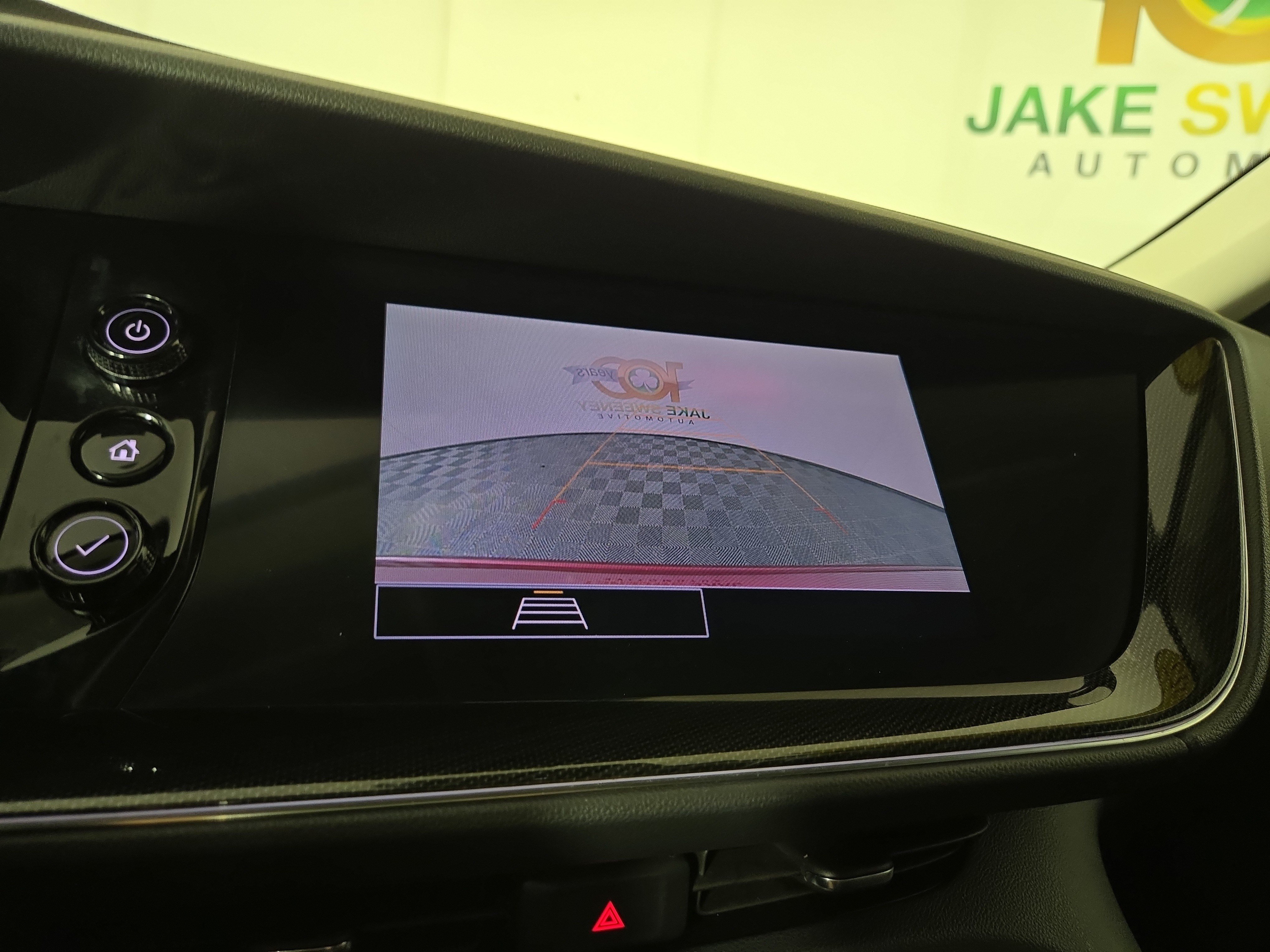 Used 2022 Buick Envision Preferred w/ Sport Touring Package FWD image 19