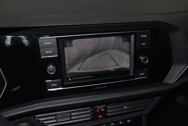 Used 2024 Volkswagen Jetta SE image 16