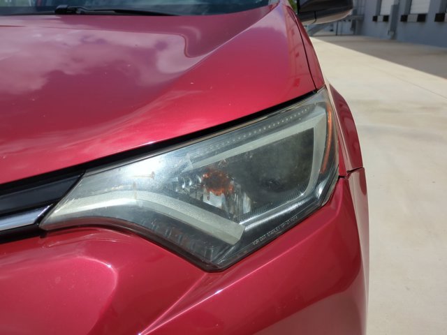 Used 2016 Toyota RAV4 LE FWD image 6