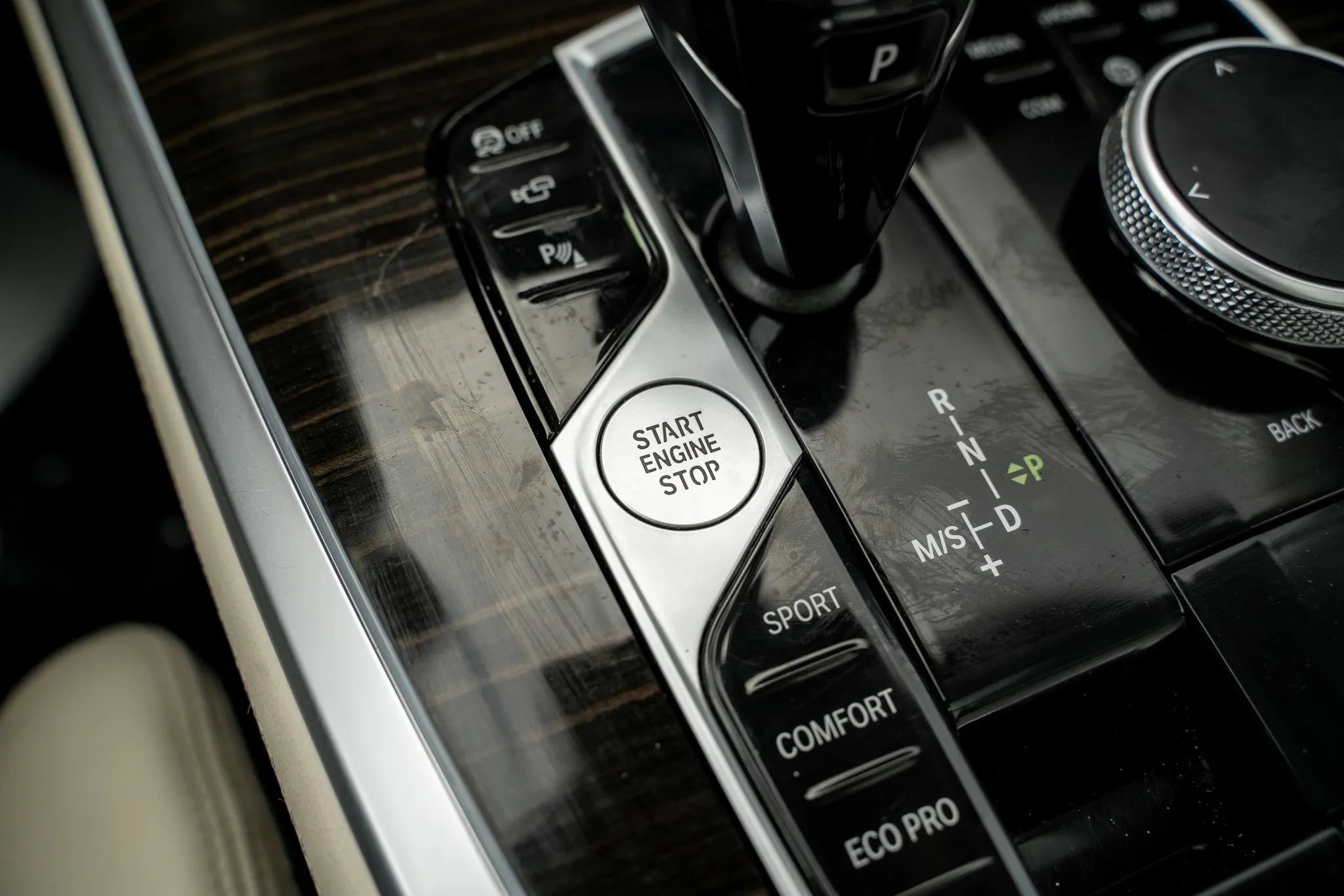 Used 2021 BMW X7 xDrive40i image 40