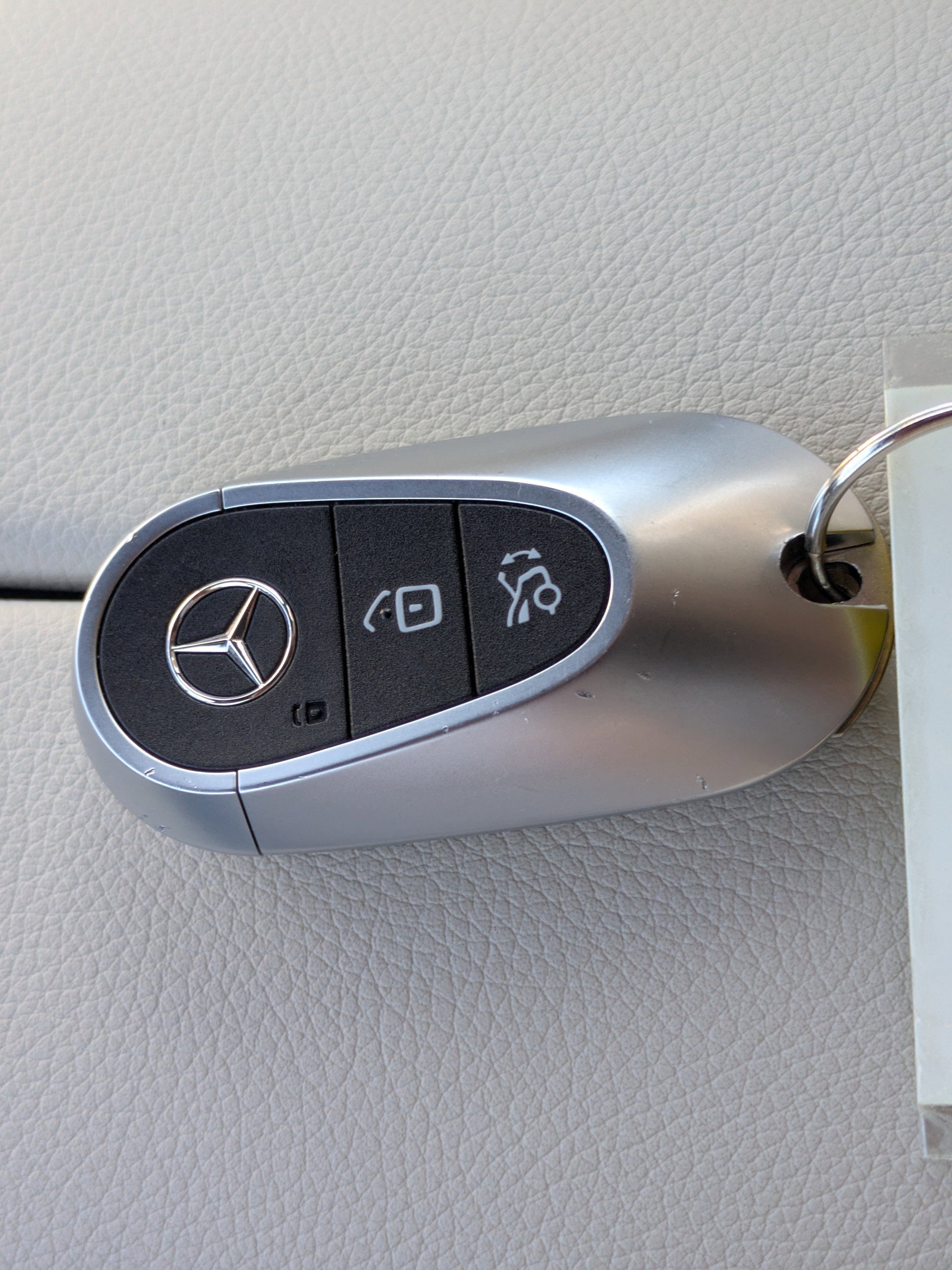 Certified 2024 Mercedes-Benz GLC 300 image 28