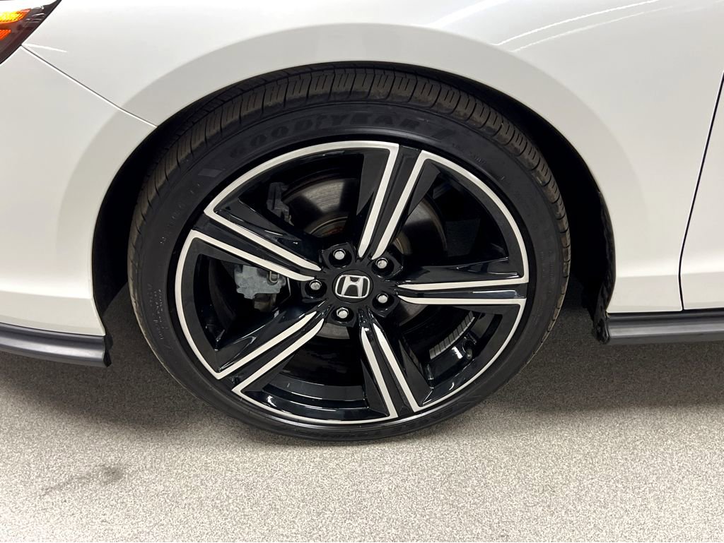 Used 2024 Honda Accord Sport image 37