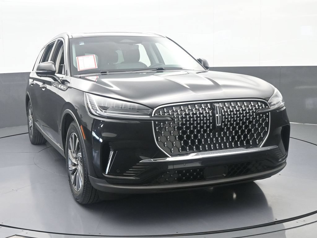 Used 2025 Lincoln Aviator 2WD image 9