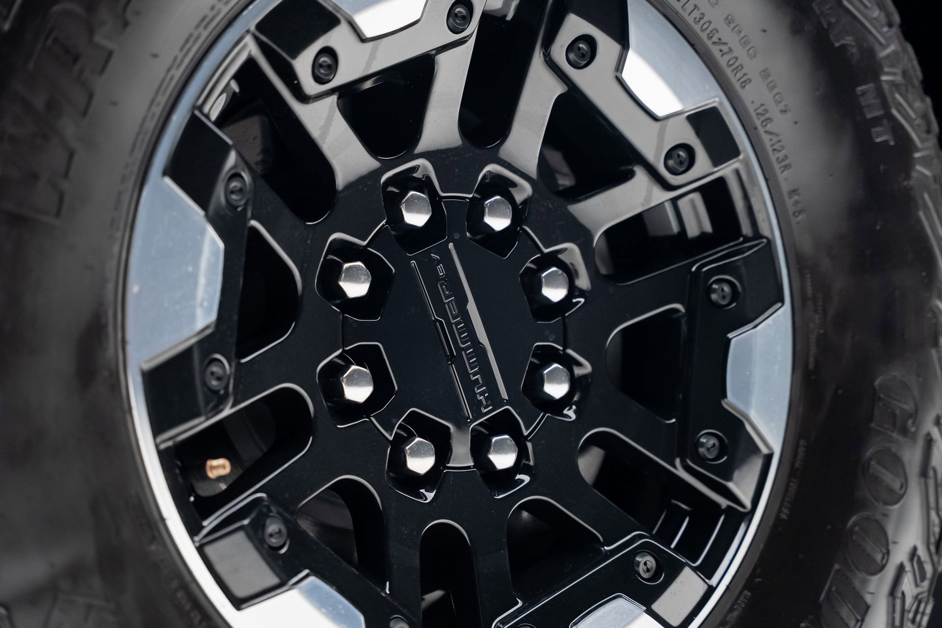 Used 2024 GMC Hummer EV 3X w/ Extreme Off-Road Package image 25