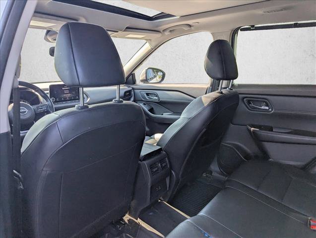 Used 2023 Nissan Rogue SV w/ SV Premium B Package FWD image 24