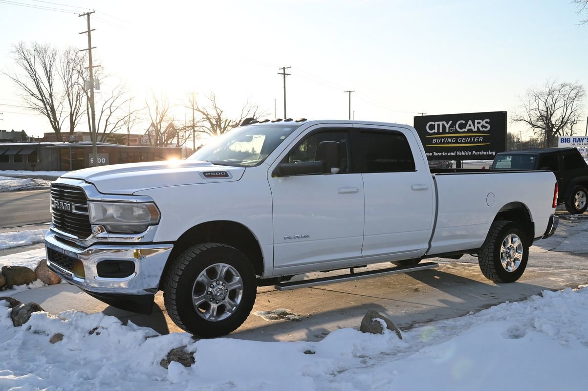Used 2020 RAM 2500 Big Horn w/ Level 1 Equipment Group image 9