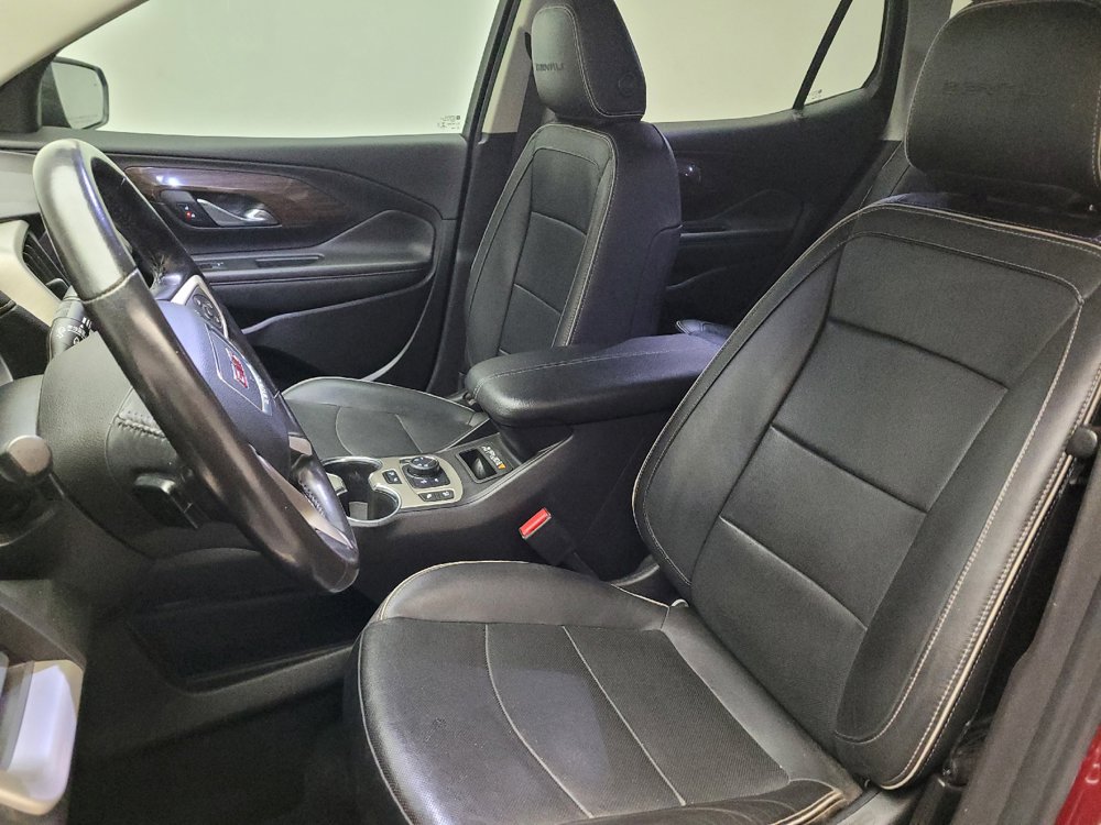 Used 2020 GMC Terrain Denali w/ Denali Premium Package AWD/4WD image 17
