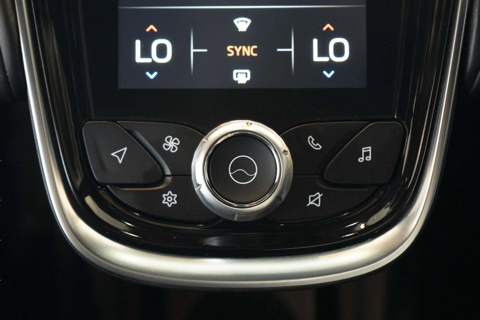 Used 2022 McLaren GT RWD image 27