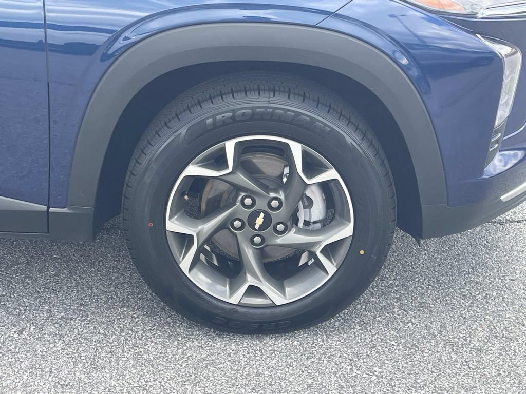 Used 2024 Chevrolet Trax LT w/ Driver Confidence Package FWD image 10