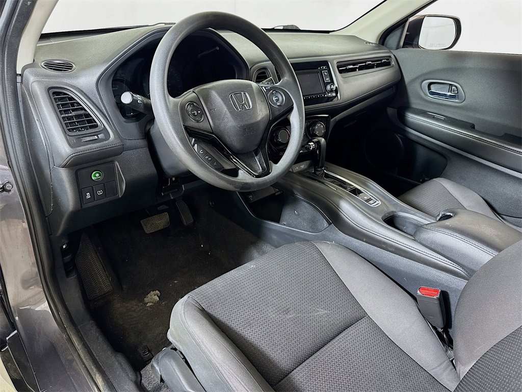 Used 2019 Honda HR-V LX image 7