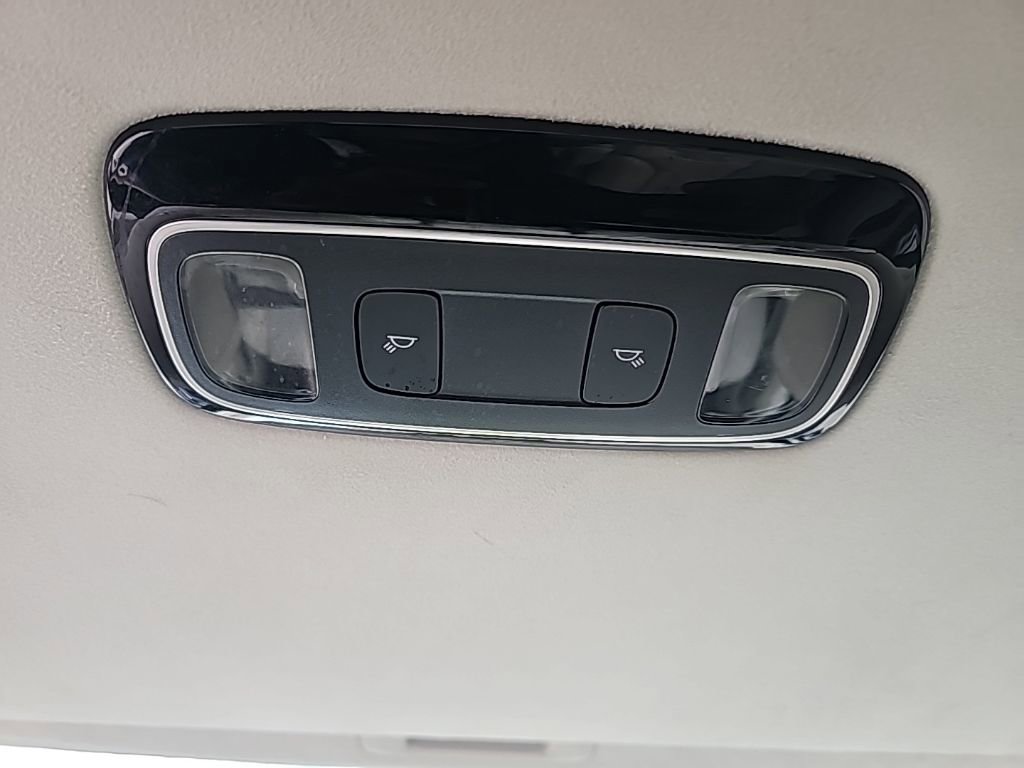 Used 2020 Hyundai Palisade Limited image 35