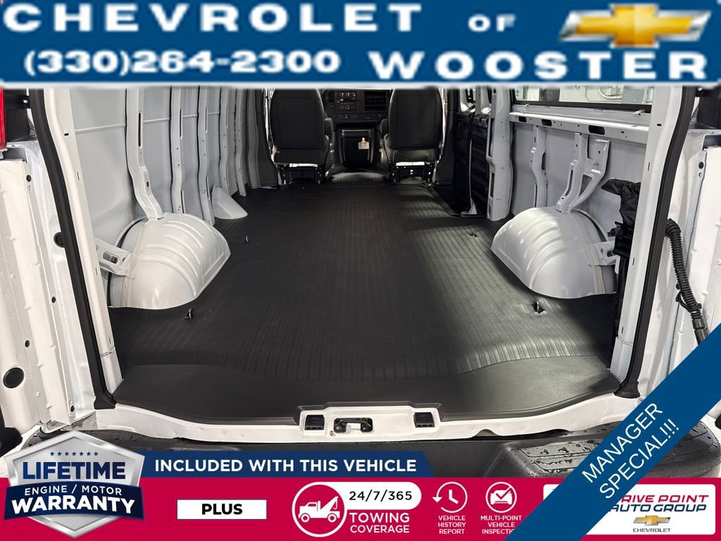 New 2025 Chevrolet Express 3500 Extended w/ Driver Convenience Package image 30