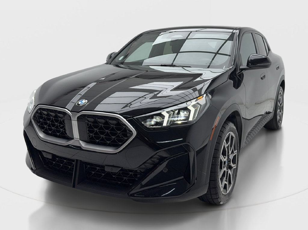 Used 2025 BMW X2 xDrive28i AWD/4WD image 5