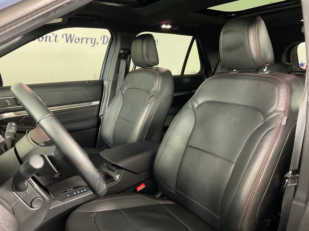 Used 2018 Ford Explorer Sport w/ Equipment Group 401A AWD/4WD image 14