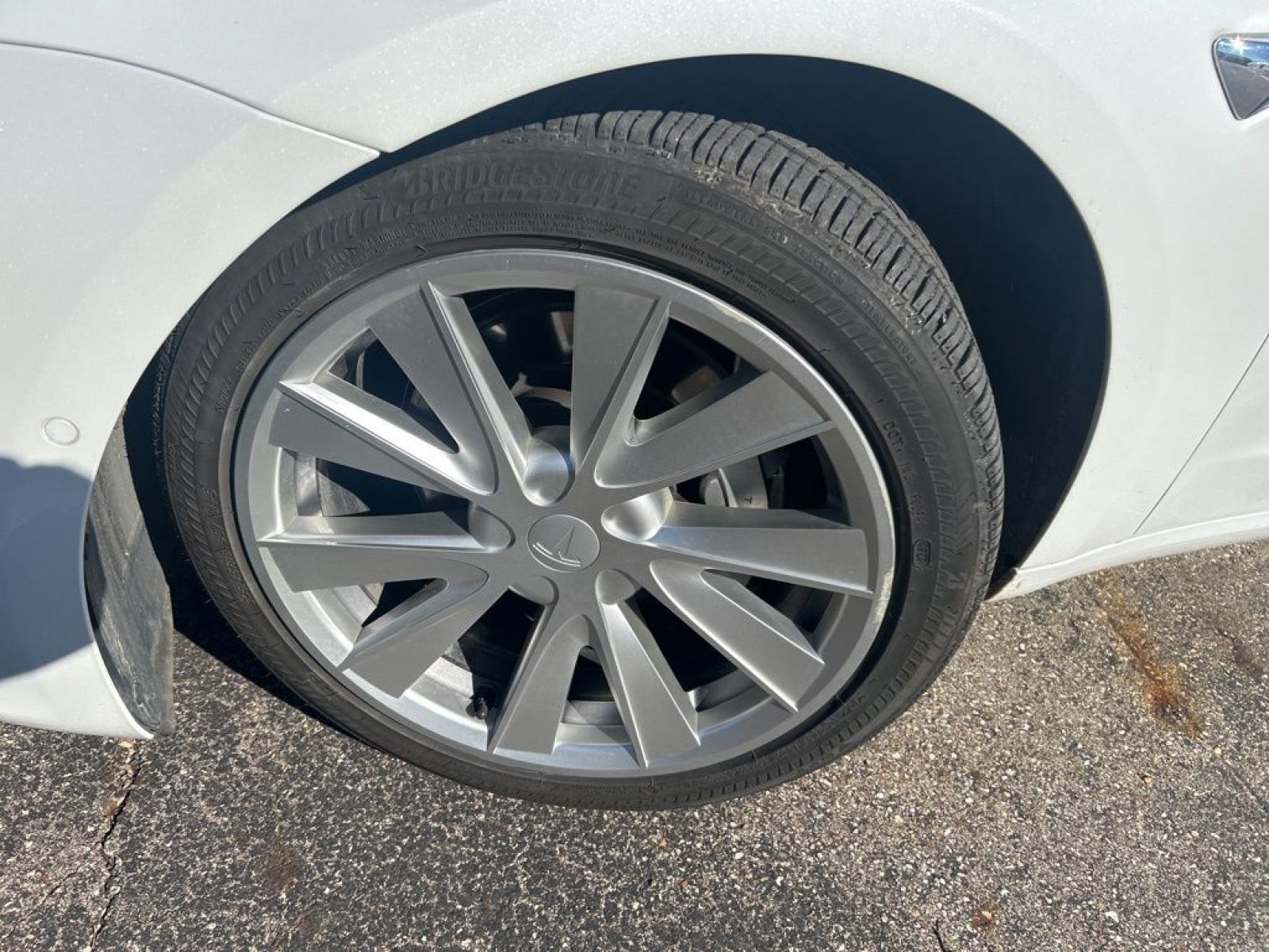 Used 2018 Tesla Model 3 Long Range image 4