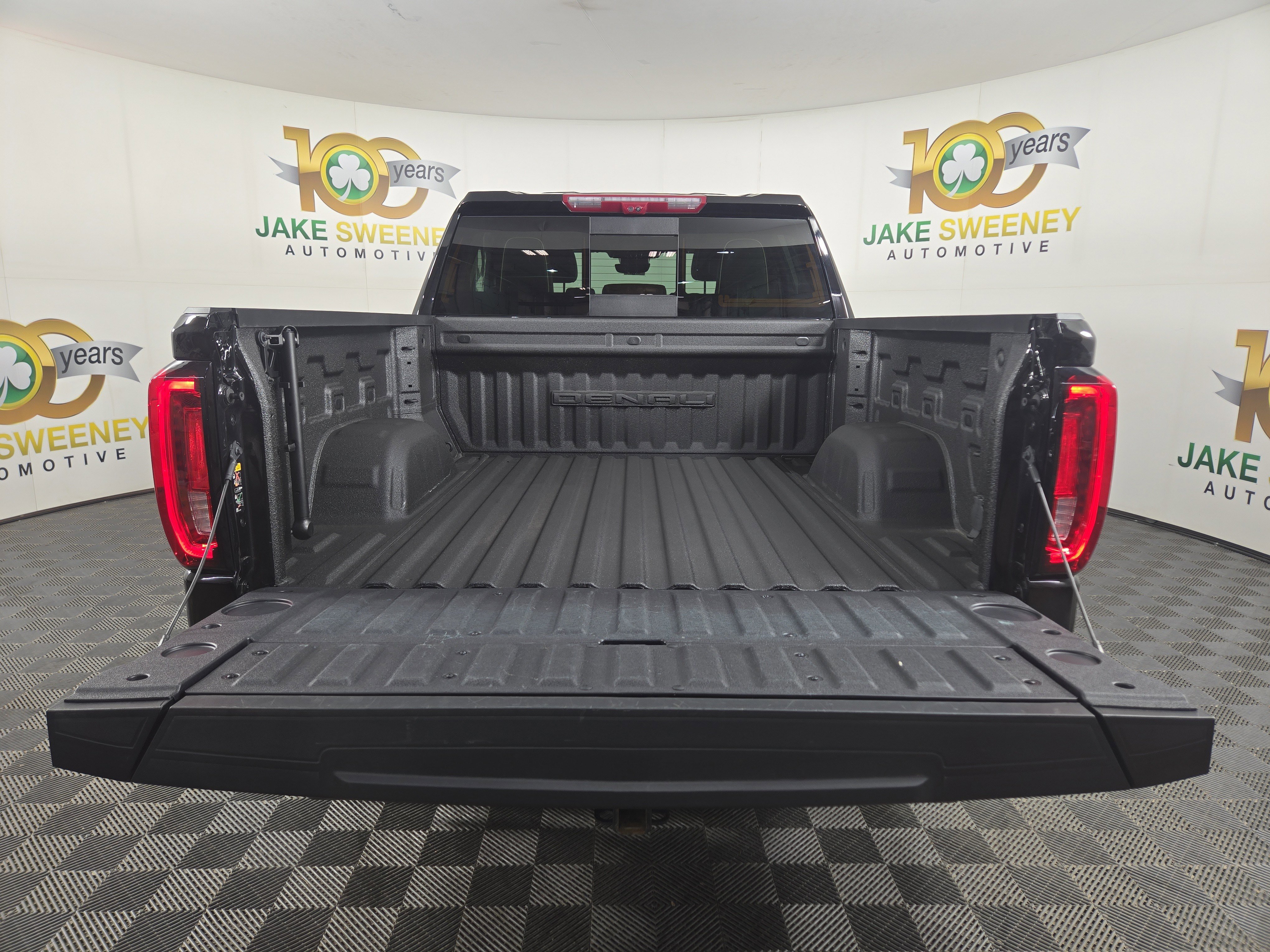 Certified 2024 GMC Sierra 1500 Denali Ultimate image 32