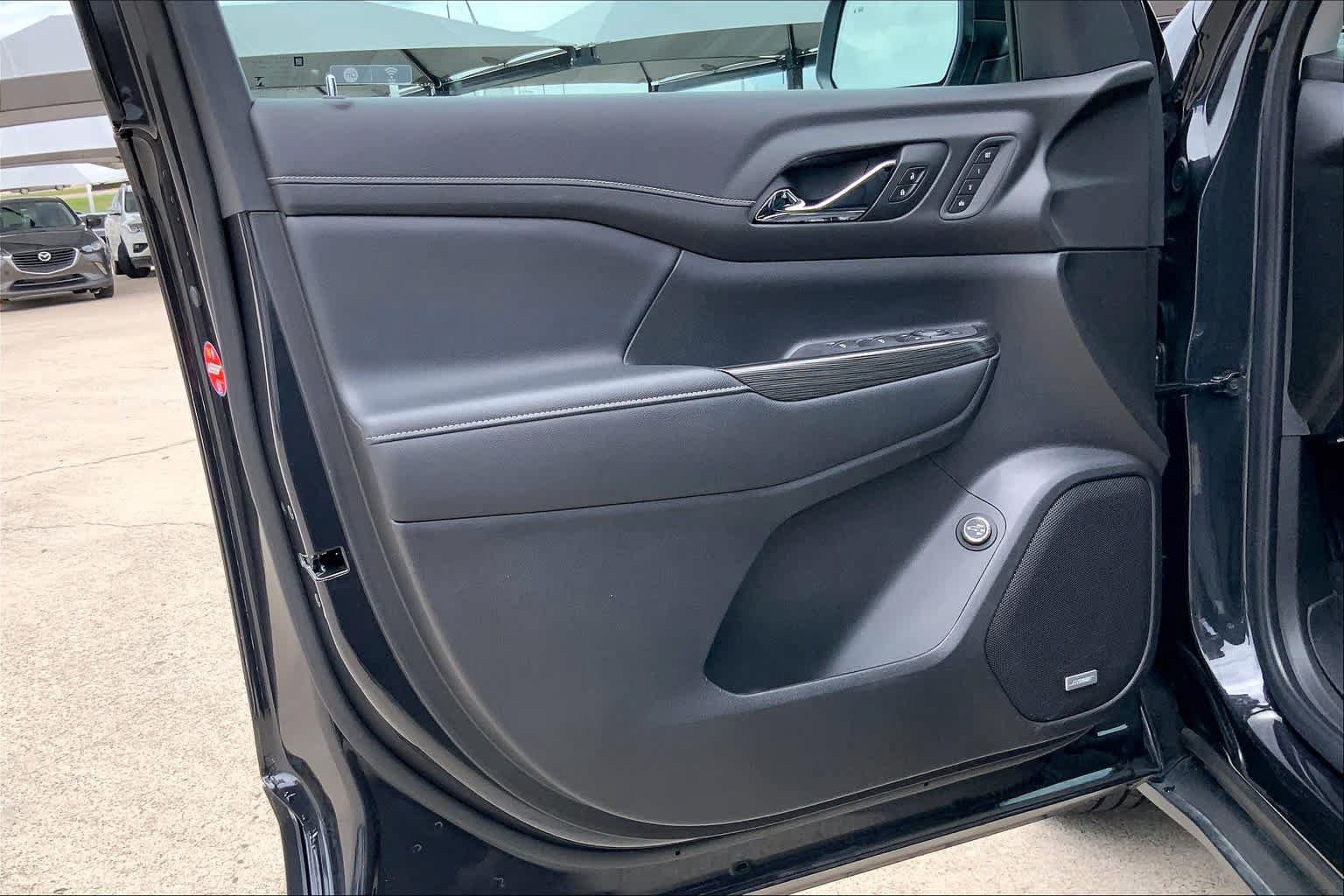 Used 2020 GMC Acadia SLT w/ Premium Package FWD image 22