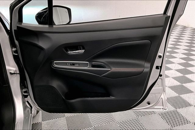 New 2025 Nissan Versa SR w/ Trunk Package image 34