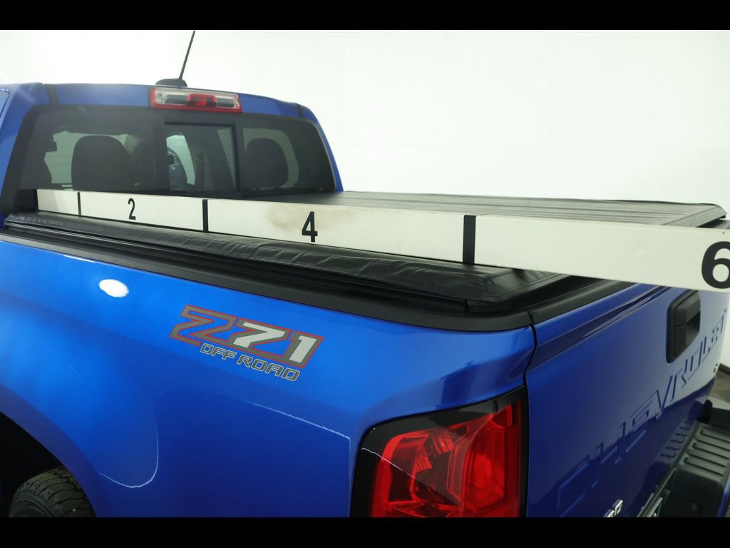 Used 2021 Chevrolet Colorado Z71 w/ Safety Package AWD/4WD image 13