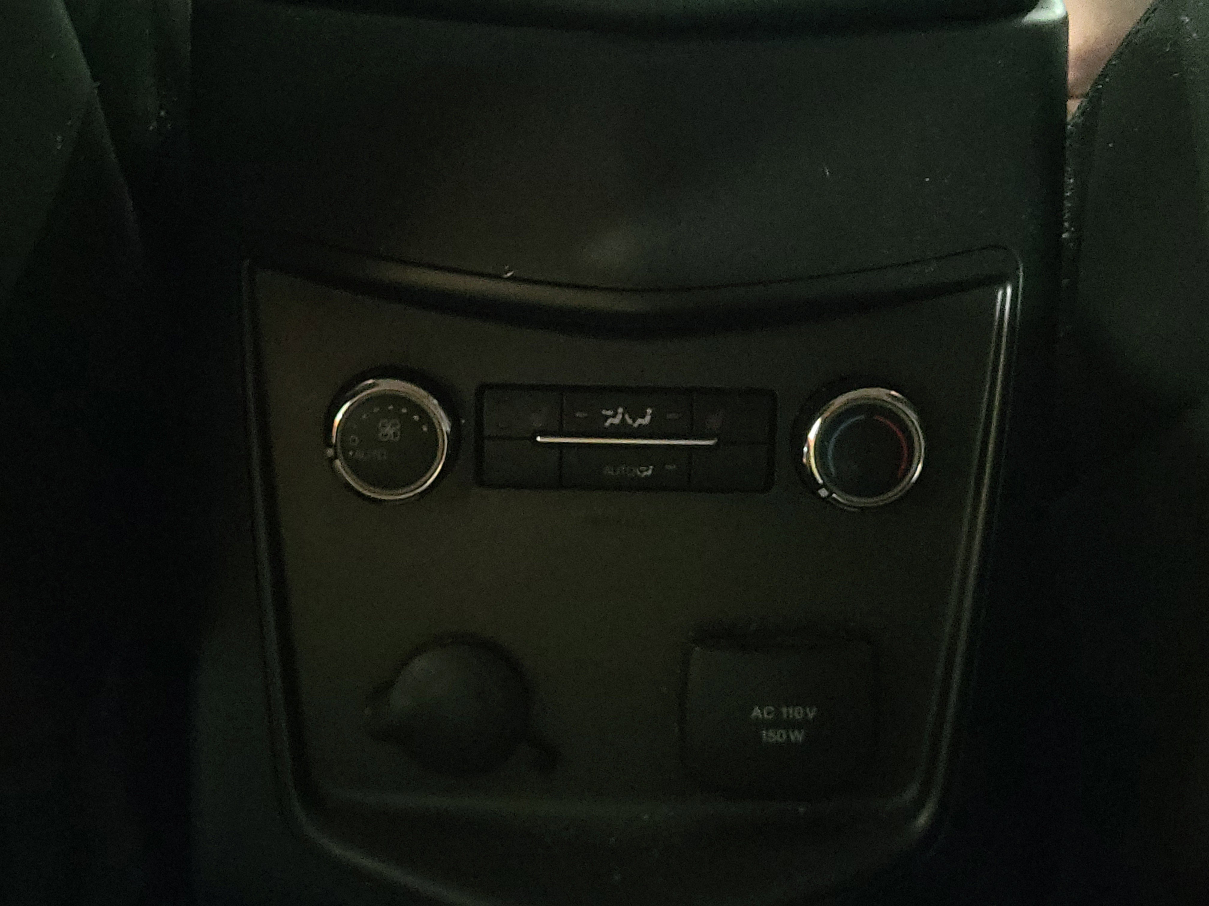 Used 2015 Lincoln MKT AWD w/ Equipment Group 201A image 17