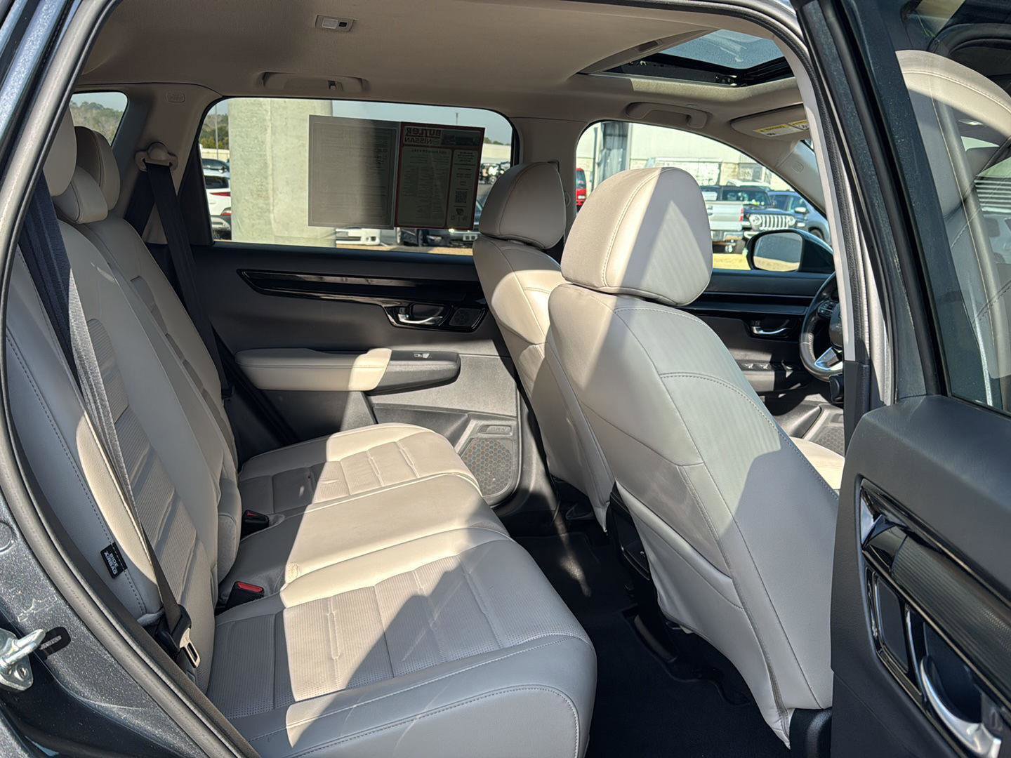Used 2024 Honda CR-V EX-L image 11