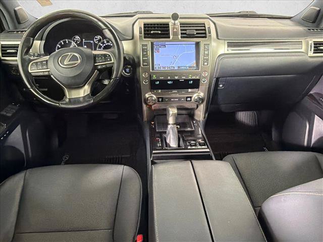 Used 2020 Lexus GX 460 Premium w/ Premium Package AWD/4WD image 25