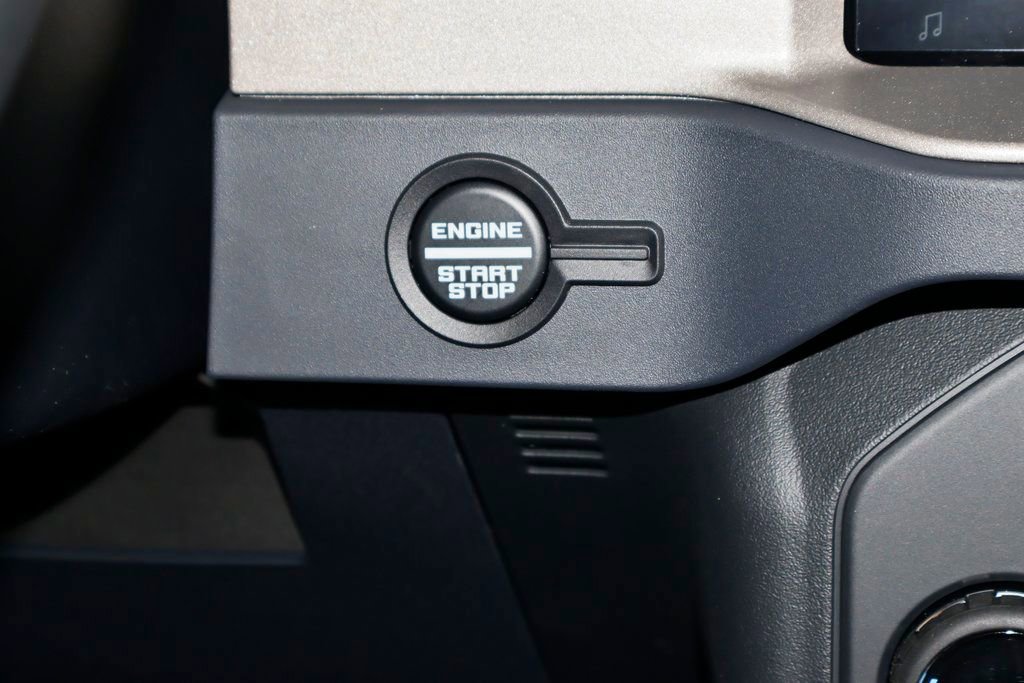 New 2025 Ford Bronco Outer Banks image 19