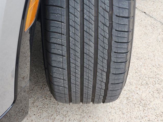 Used 2025 Chevrolet Blazer RS w/ Enhanced Convenience Package image 18