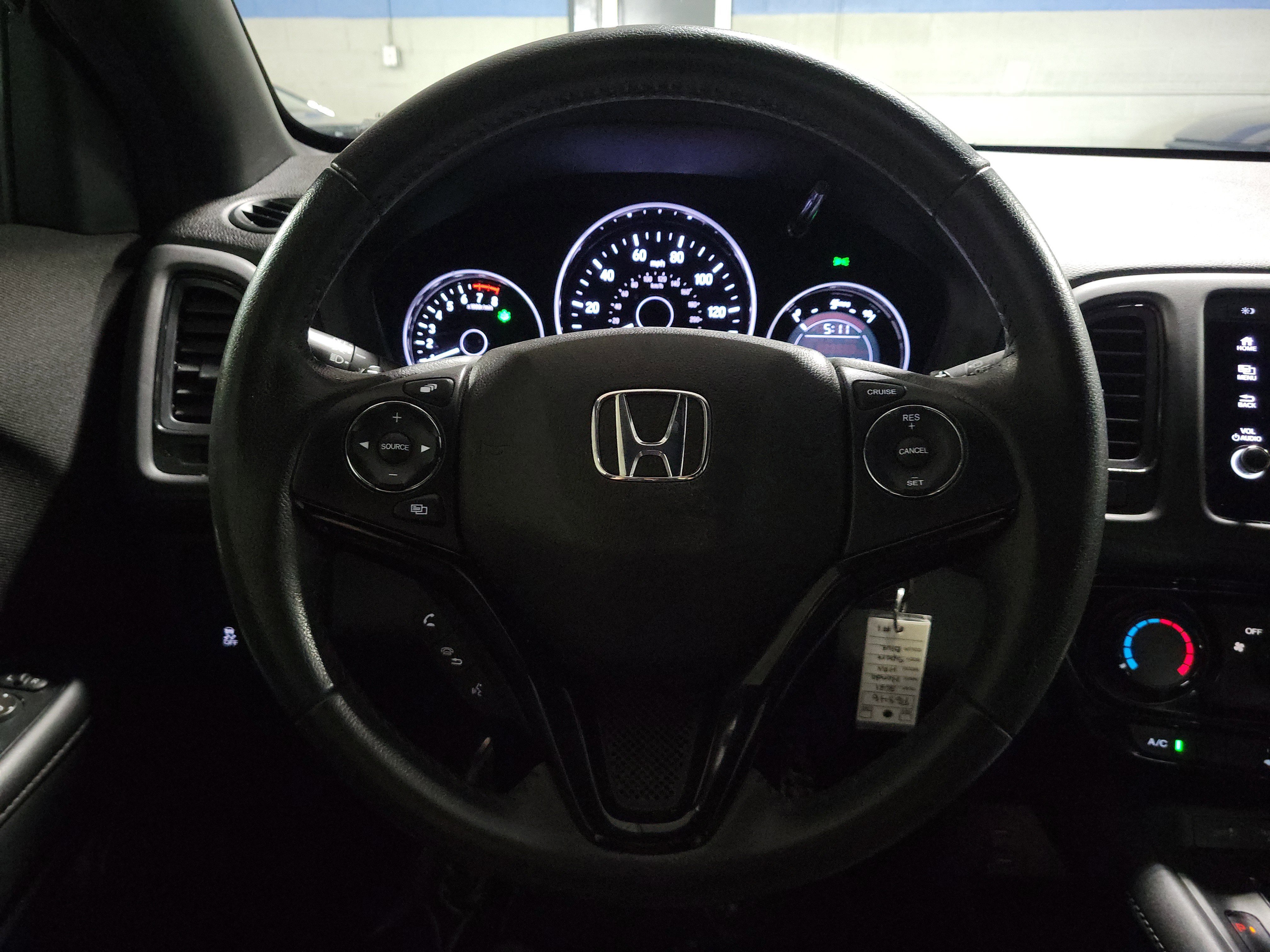 Used 2021 Honda HR-V Sport image 23