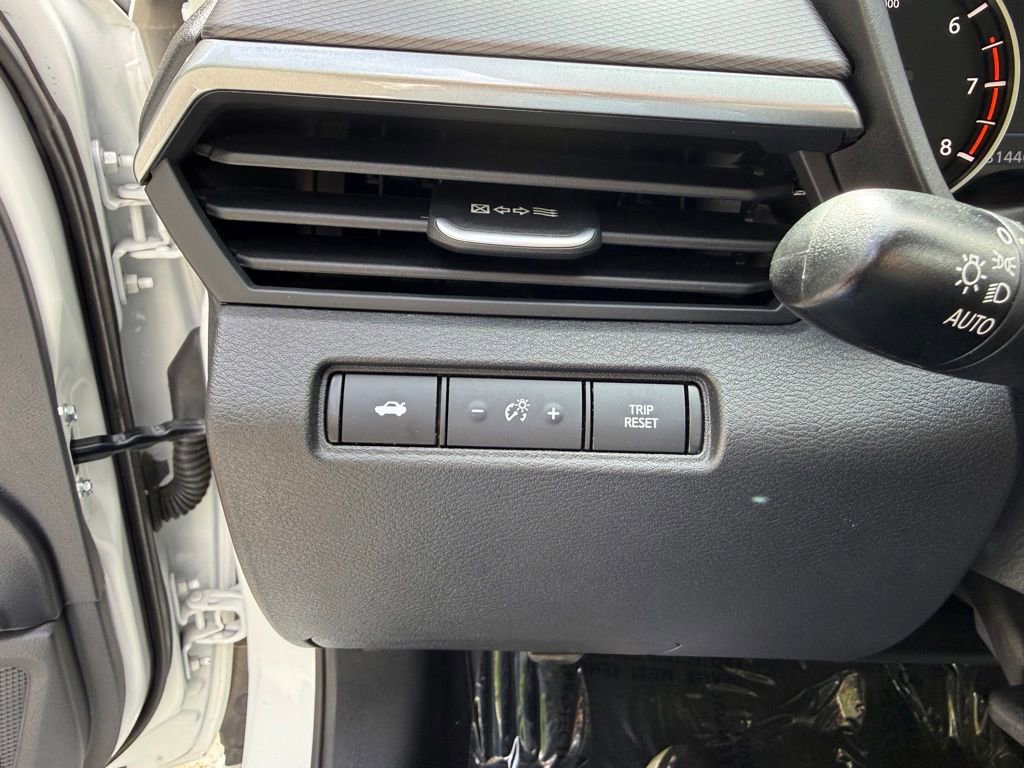 Used 2025 Nissan Altima 2.5 SR FWD image 21