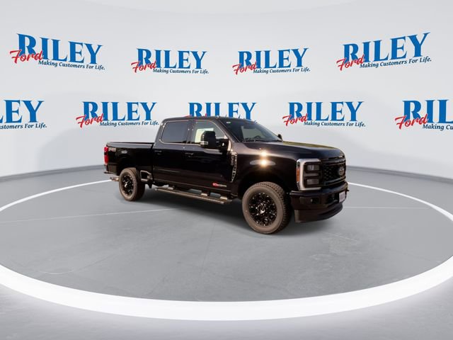 New 2026 Ford F350 Lariat w/ Black Appearance Package image 5