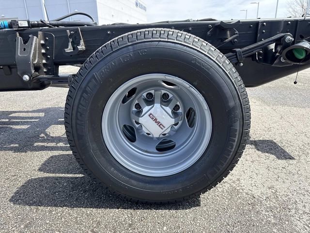 New 2026 GMC Sierra 3500 Pro w/ Convenience Package image 24