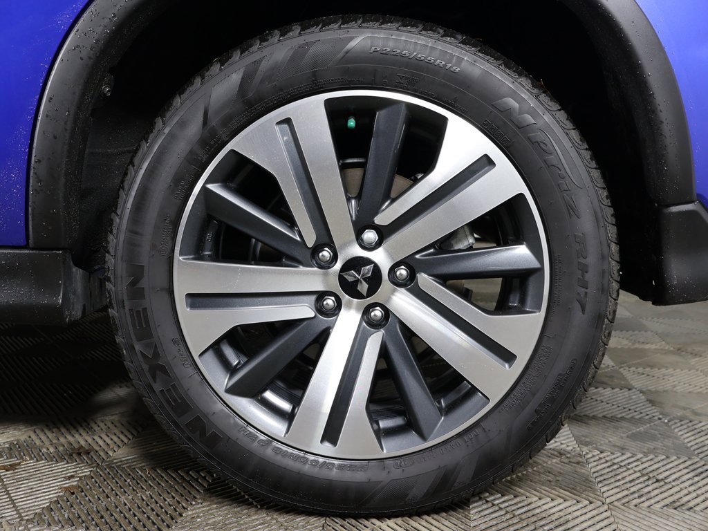 Used 2023 Mitsubishi Outlander Sport SE image 17