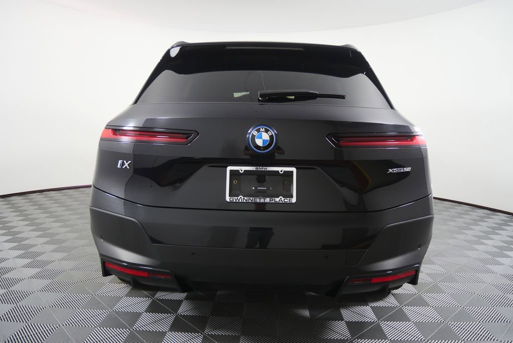 Certified 2024 BMW iX xDrive50 AWD/4WD image 4