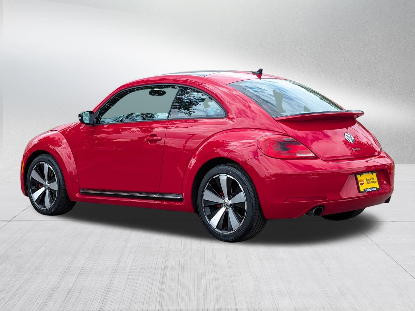 Used 2012 Volkswagen Beetle 2.0T FWD image 5