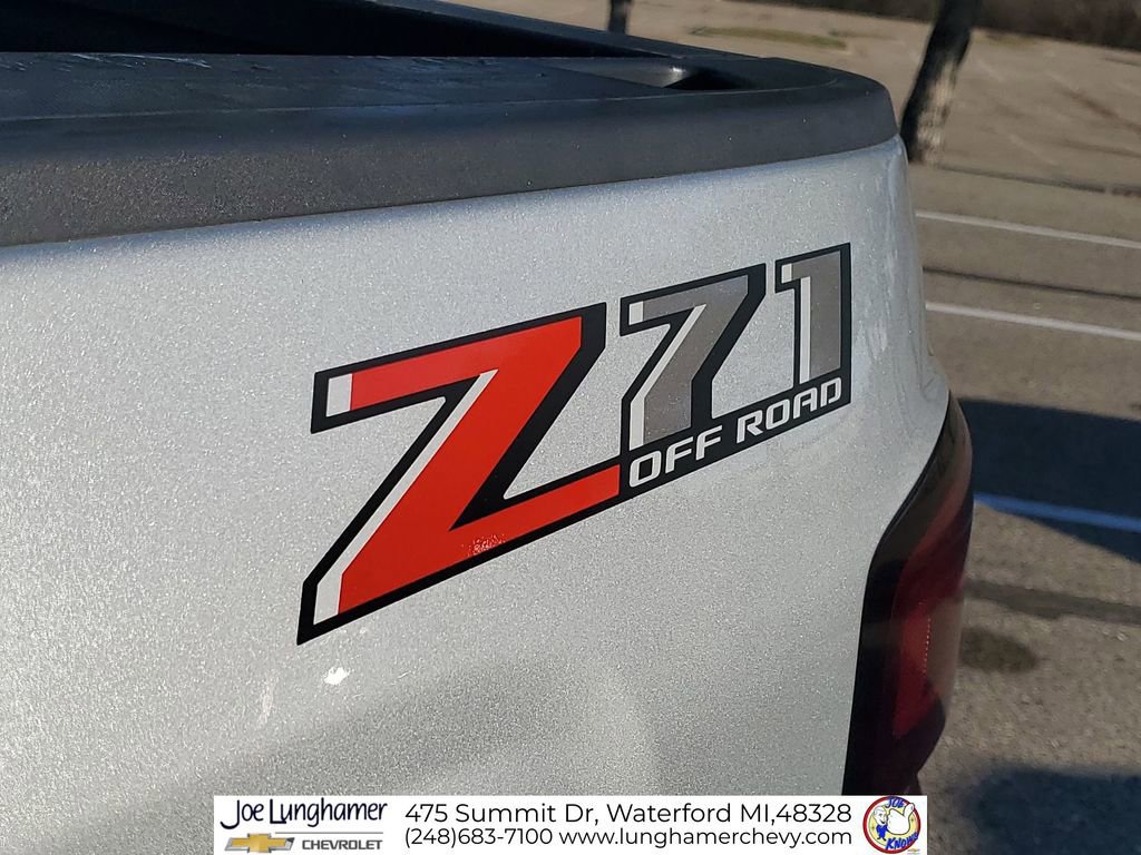 Used 2018 Chevrolet Silverado 1500 LT w/ All Star Edition image 30