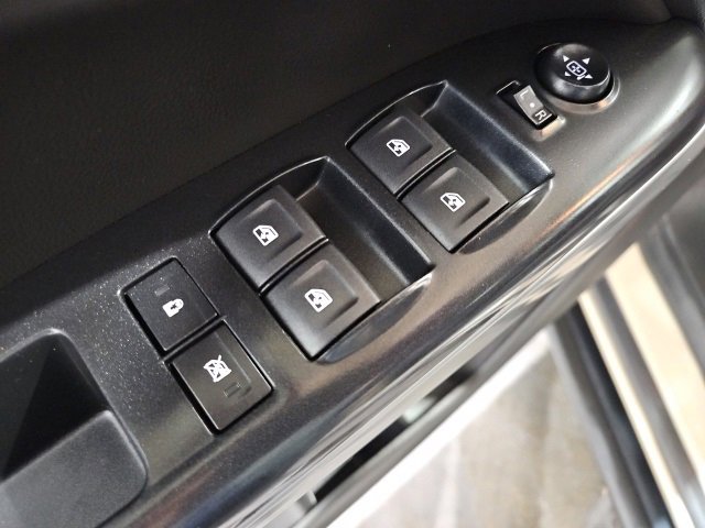 Certified 2021 Chevrolet Colorado ZR2 w/ Colorado ZR2 Bison Edition image 18