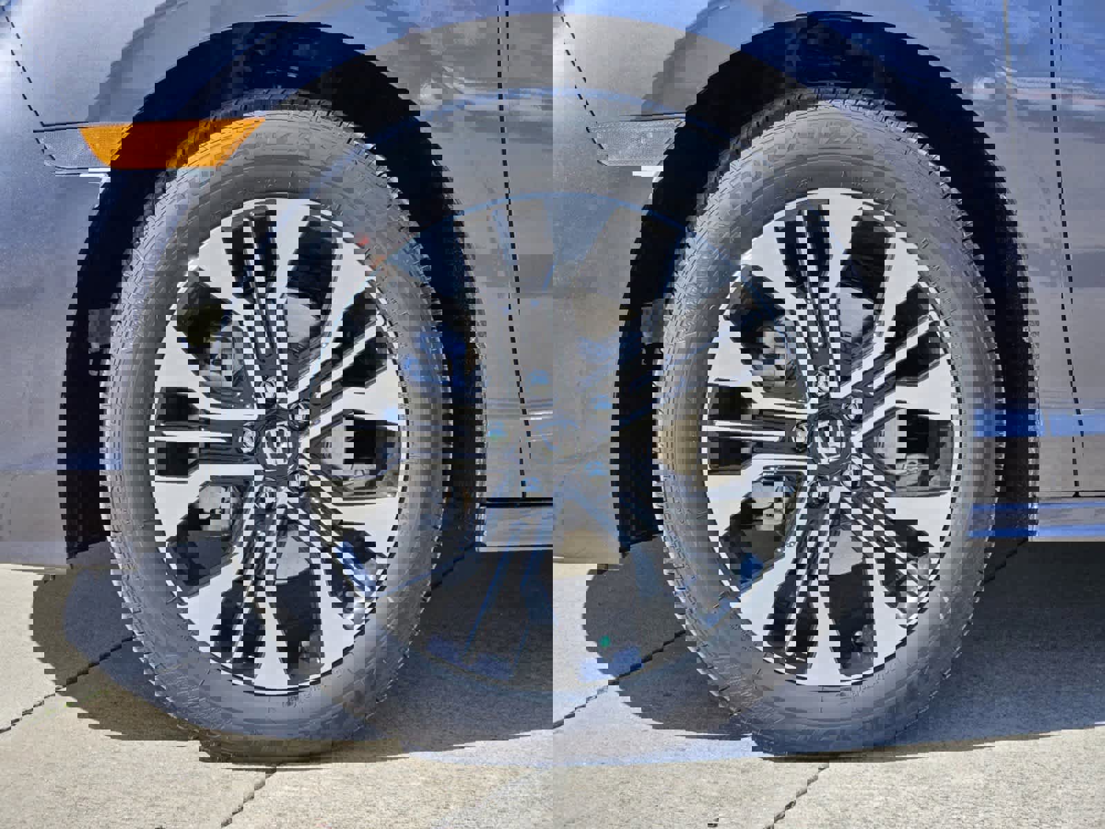 New 2026 Honda Odyssey Elite image 9