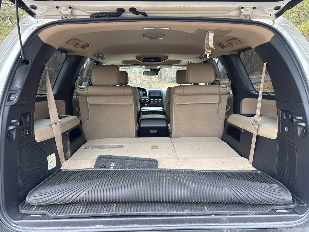 Used 2018 Toyota Sequoia Platinum image 29