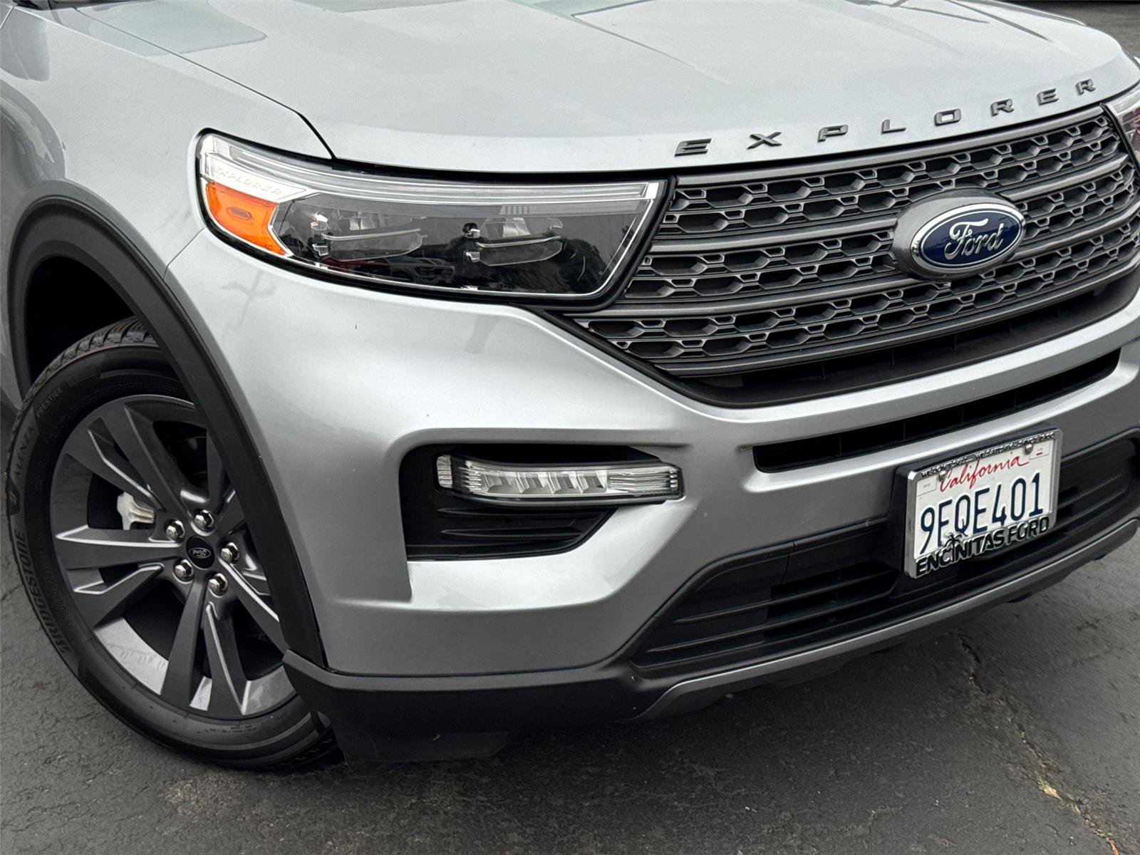 Certified 2023 Ford Explorer XLT w/ Equipment Group 202A RWD image 3