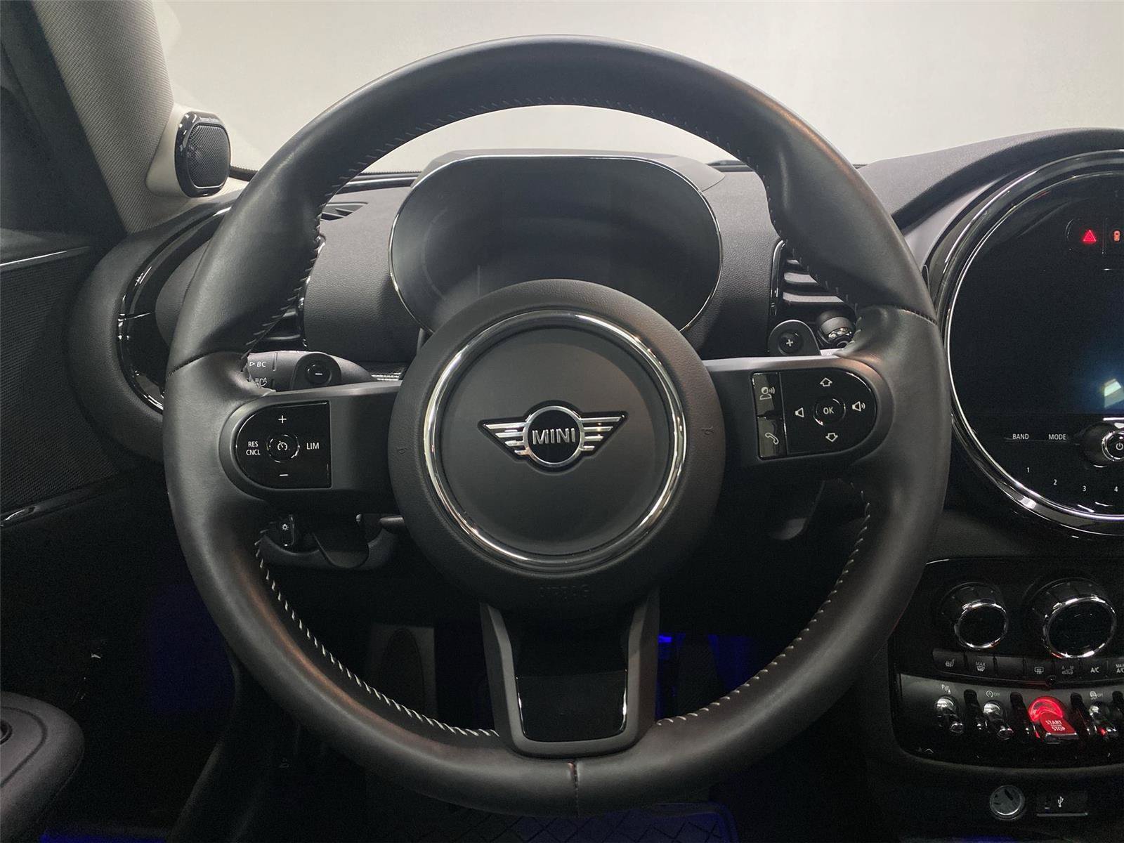 Certified 2023 MINI Cooper Clubman S AWD/4WD image 15